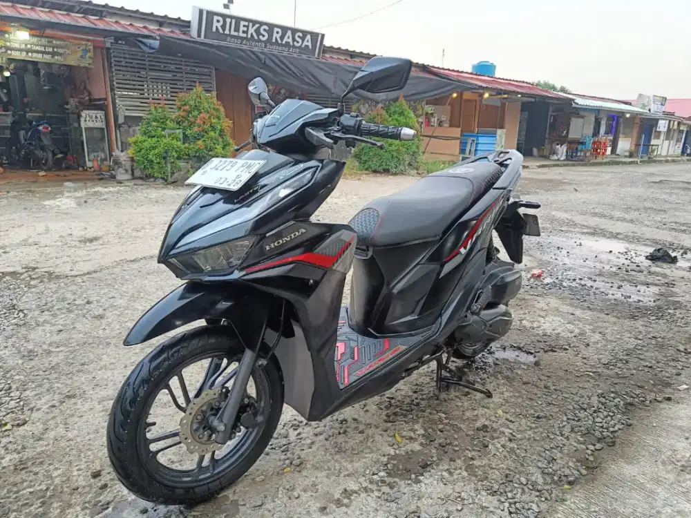 Honda Vario Techno 125 Gen 2 thn 2023 cw original hitam glossy