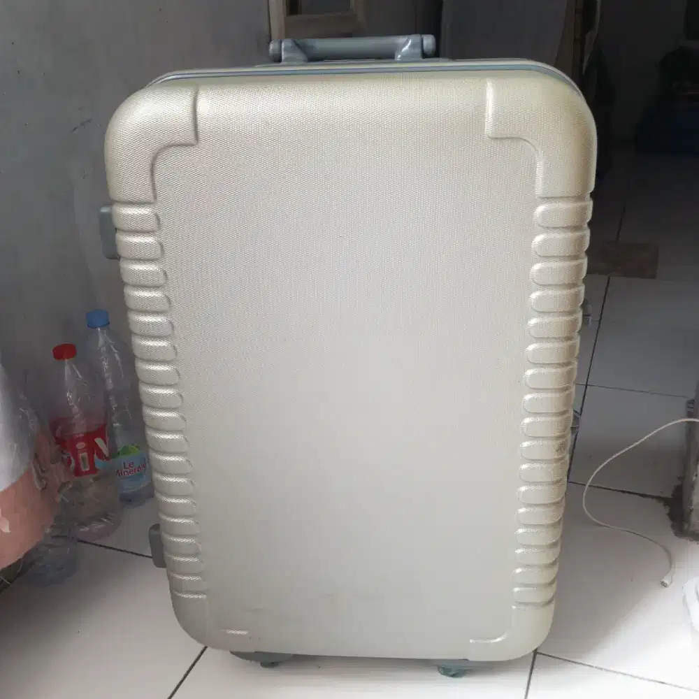 Dijual cepat Koper Samsonite hardcase ukuran 28 inch