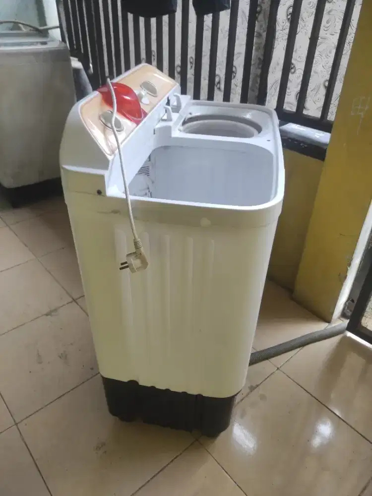 mesin cuci 2 tabung denpo dw801