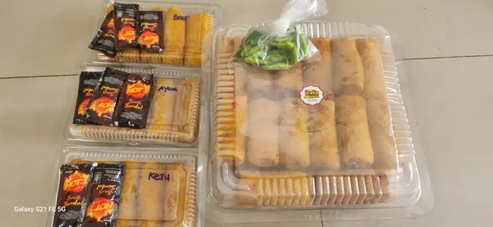JAGA LAPAK RISOL & STAFF PRODUKSI
