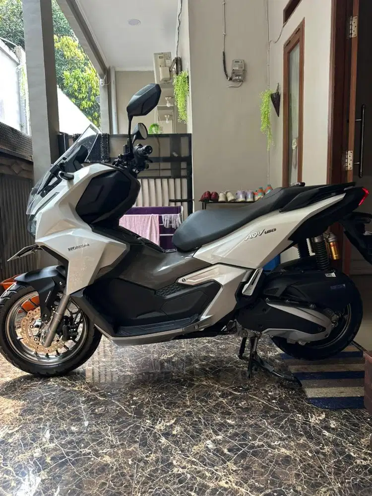 dijual honda adv 150 cbs 2025 like new