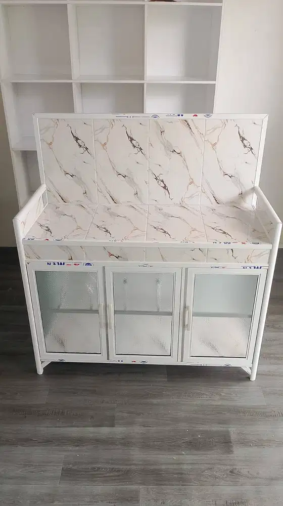 RAK KOMPOR 3 PINTU HOLO