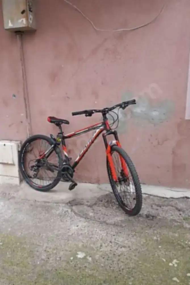 Jual cepet aj sepeda trek merah 800 NET