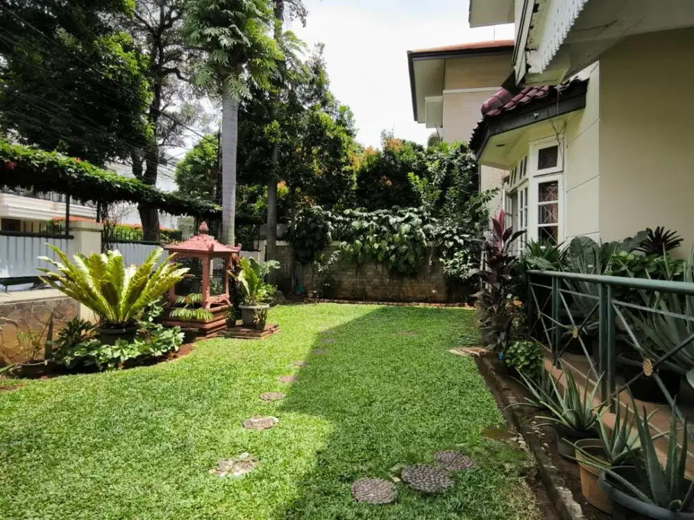 Rumah Eksklusif Di Kebayoran Baru, kawasan paling prestisius Jakarta Selatan