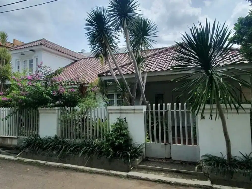 Dijual cepat rumah premium di kawasan Cipete, Jakarta Selatan dengan harga di bawah pasaran.