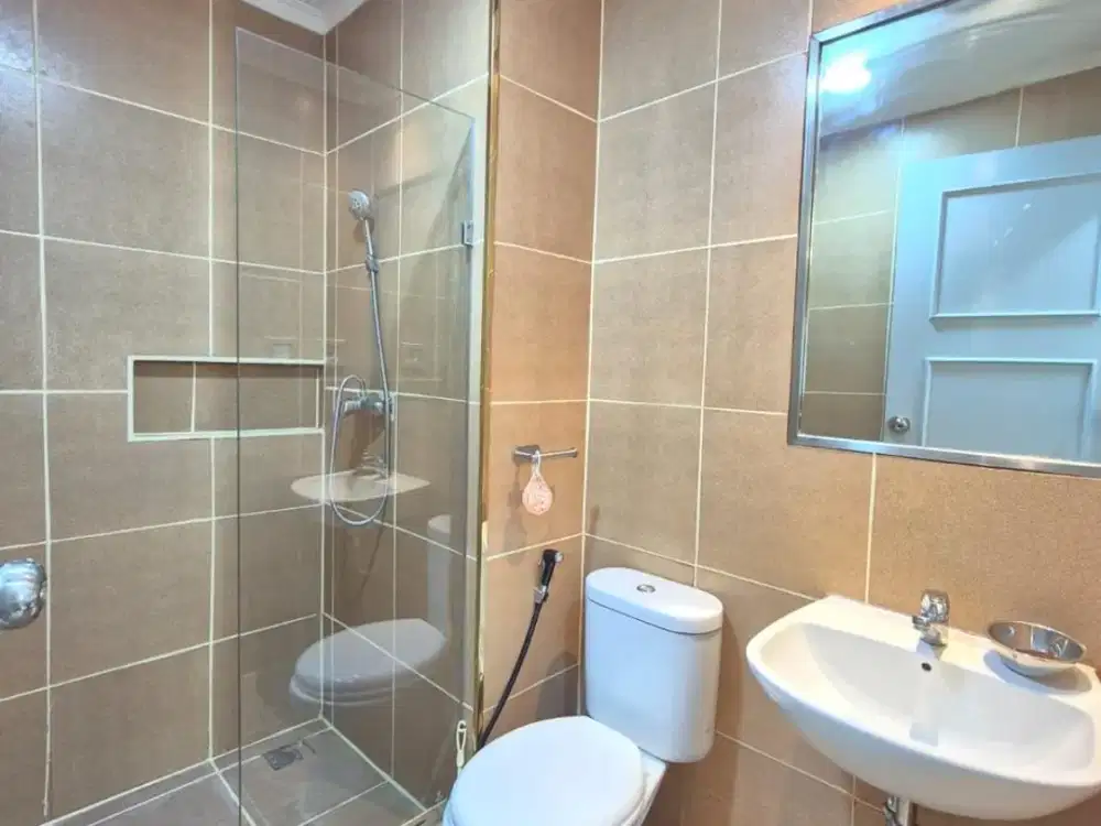 Disewakan apartemen full renov di Cityhome MOI - Kelapa Gading Square