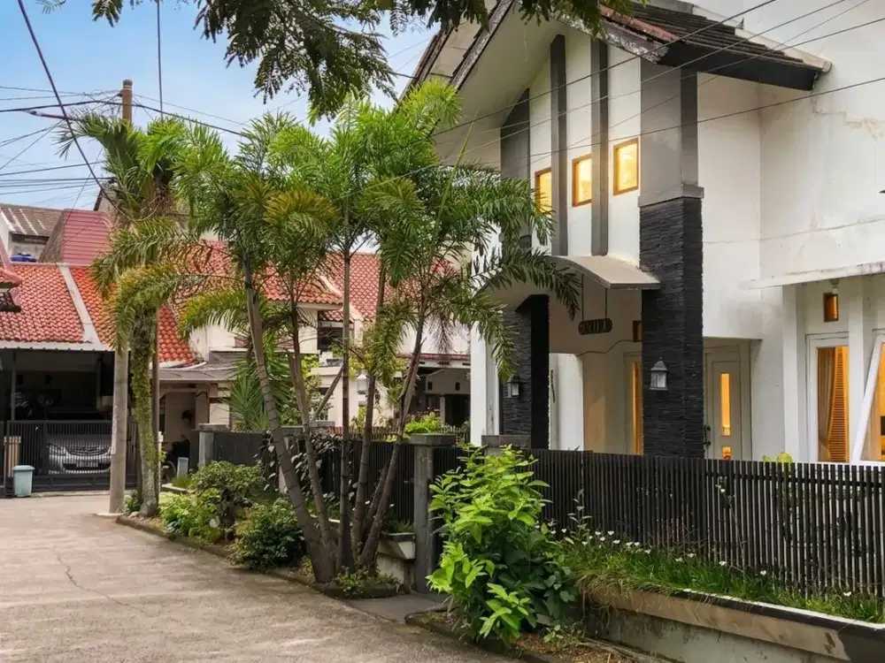 Dijual rumah semi furnish di Bandung siap huni lokasi strategis