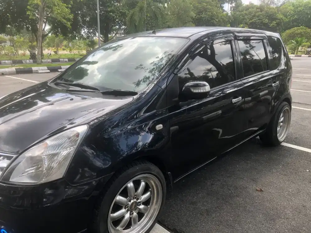 Dijual Livina XR AT Tahun 2008