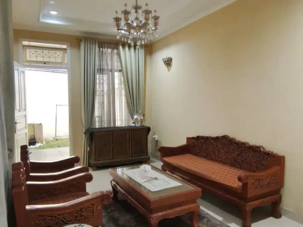 Dijual Rumah Strategis Dekat Stasiun Sudimara di Sektor 9 Bintaro Td-16660