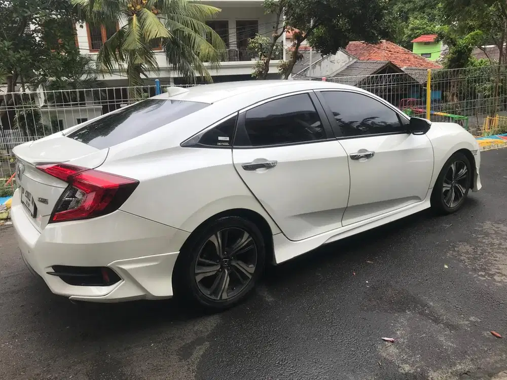 Honda Civic 2018 Bensin