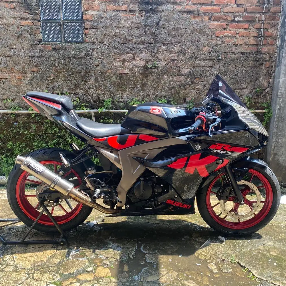 gsx 150 tahun 2017 plat Z