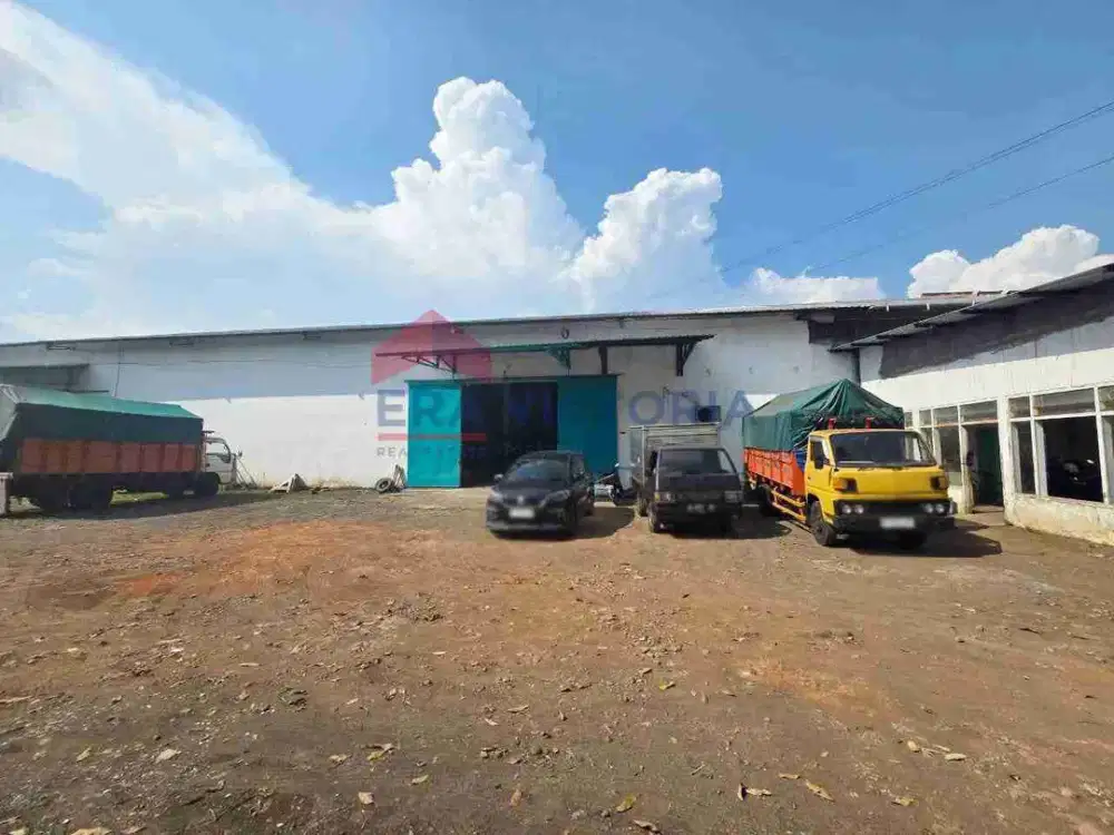 Gudang Siap Pakai Akses Jalan Lebar Sukun Malang