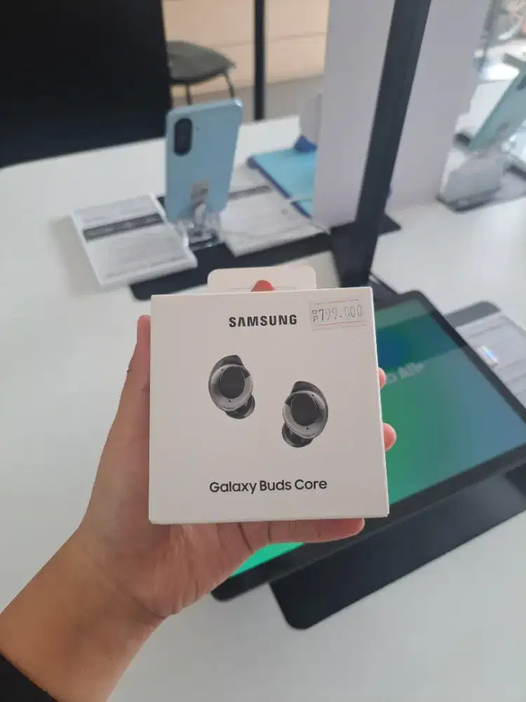 KREDIT TANPA DP , SYARAT KTP AJA, BUDS CORE SAMSUNG, TUKAR TAMBAH BISA
