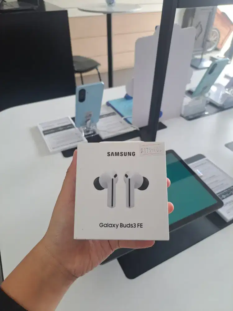 KREDIT TANPA DP, SYARAT KTP AJA, BUDS 3 FE SAMSUNG, TUKAR TAMBAH BISA