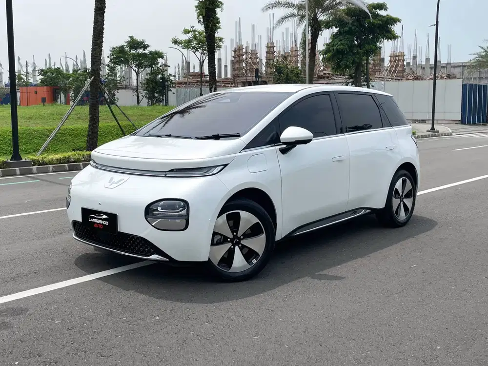 WULING CLOUD EV 2024 LISTRIK PUTIH LIKE NEW !! LOW ODO !!