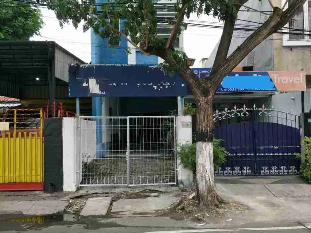 Di Jual Ruko 3 lantai di kawasan Premium Jln Kutai Surabaya.