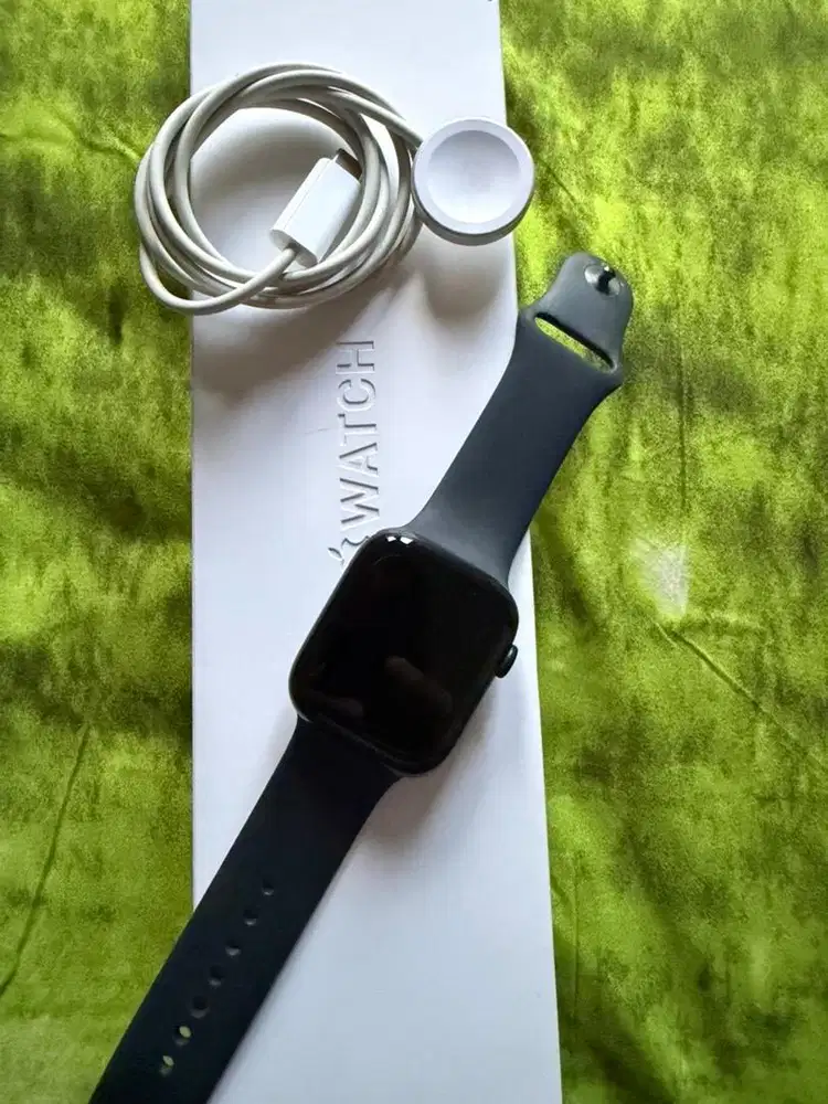 Apple watch 8 series