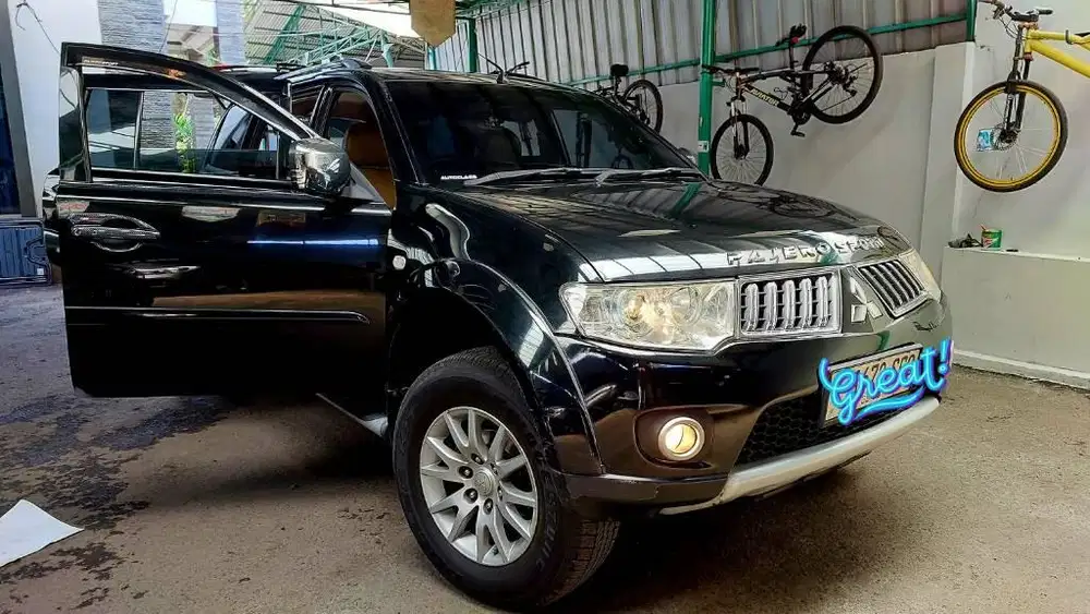 Mitsubishi Pajero Sport Exceed 2.5 AT 2010 Solid Black