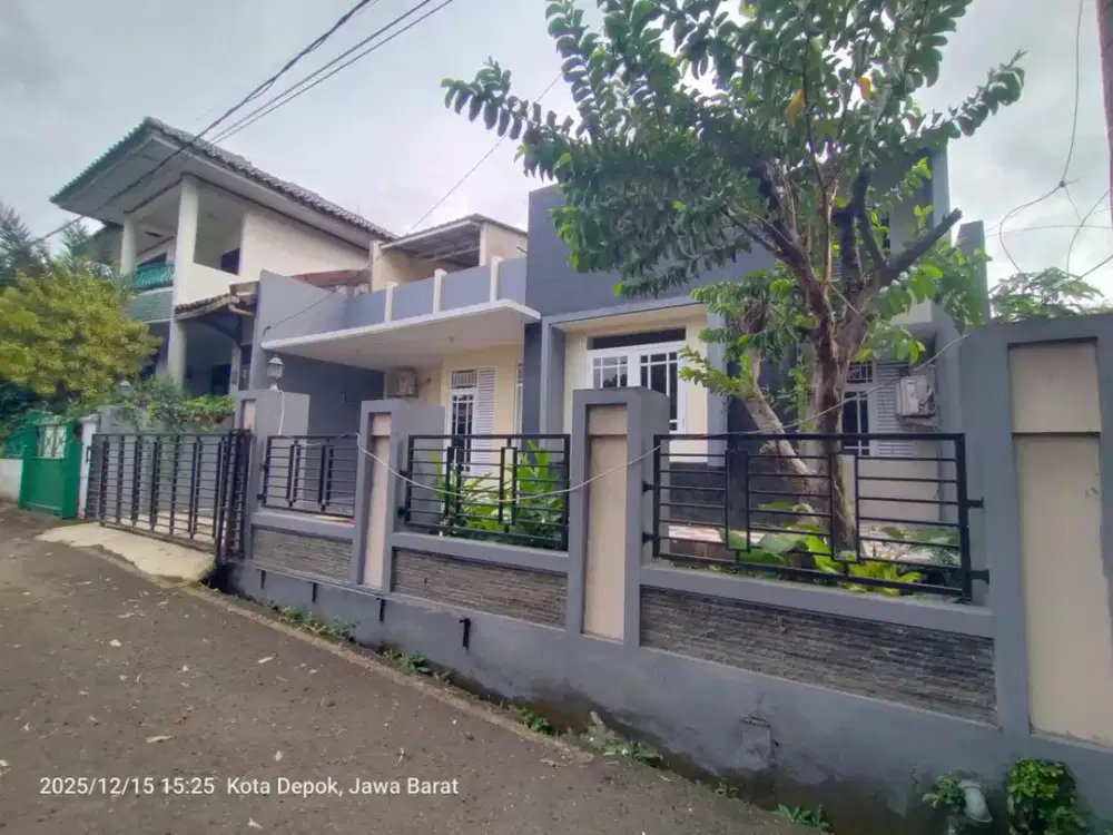 Dijual Cepat Rumah Bagus 2 Lantai, Turun Harga, Siap Huni didalam Kaveling Beji - Kota Depok