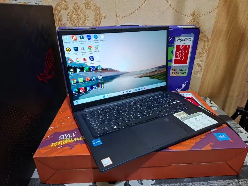 Laptop Asus Vivobook X1404ZA