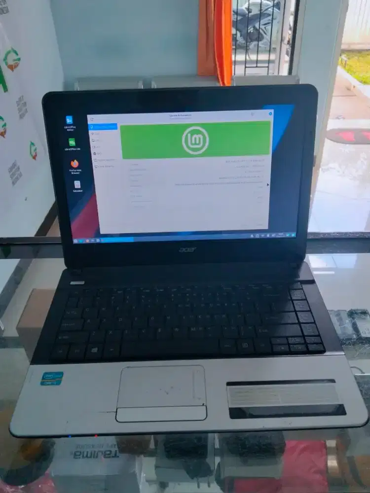 DIJUAL LAPTOP SECOND ACER ASPIRE E1 – SIAP PAKAI, PERFORMA STABIL!