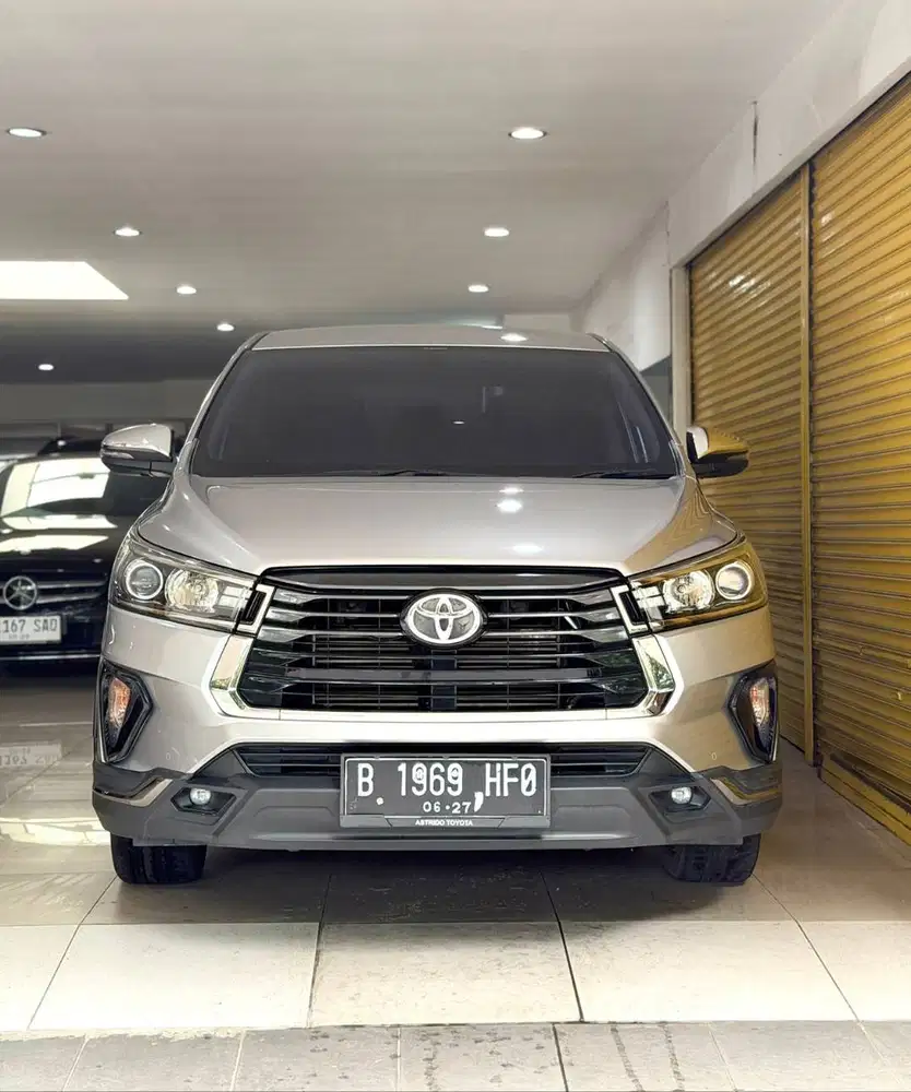 Innova Venturer Diesel 2022 June Automatic Silver Metalik Vieta Motor