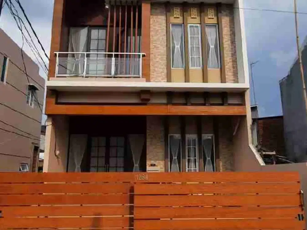 Hunian Baru 2 Lantai Desain Modern Minimalis di dalam Komplek Perumahan Bintara Bekasi