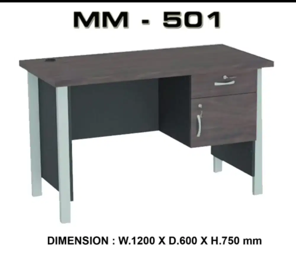 Meja kantor kaki besi