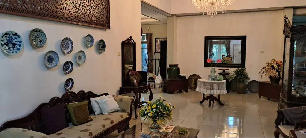 Rumah Luas Nyaman di Poligon Komplek Bukit Sejahtera Palembang