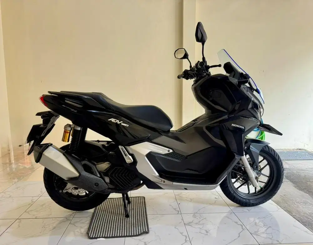 Honda ADV 160 CBS ISS Keyless MULUSSS Pajak Hidup Panjang