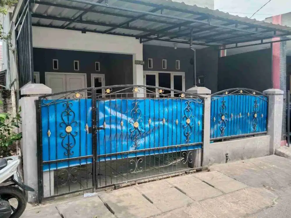 Rumah Second Lokasi Strategis di Bintara Bekasi Barat