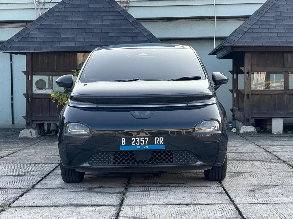 Terawat Wuling Cloud EV AT Matic 2024 / 2025 Siap Pakai