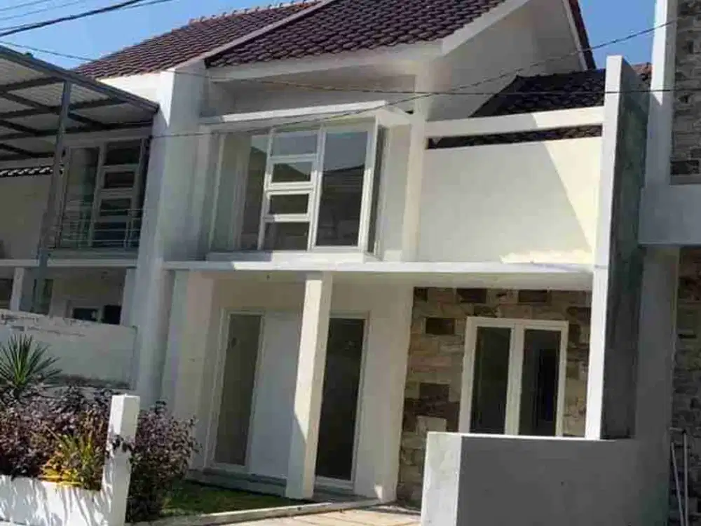 Rumah Gress Baru Ready Unit Greenlake Wonorejo Surabaya Dekat Oer Merr, RS Premier, Galaxy&Pakuwon City