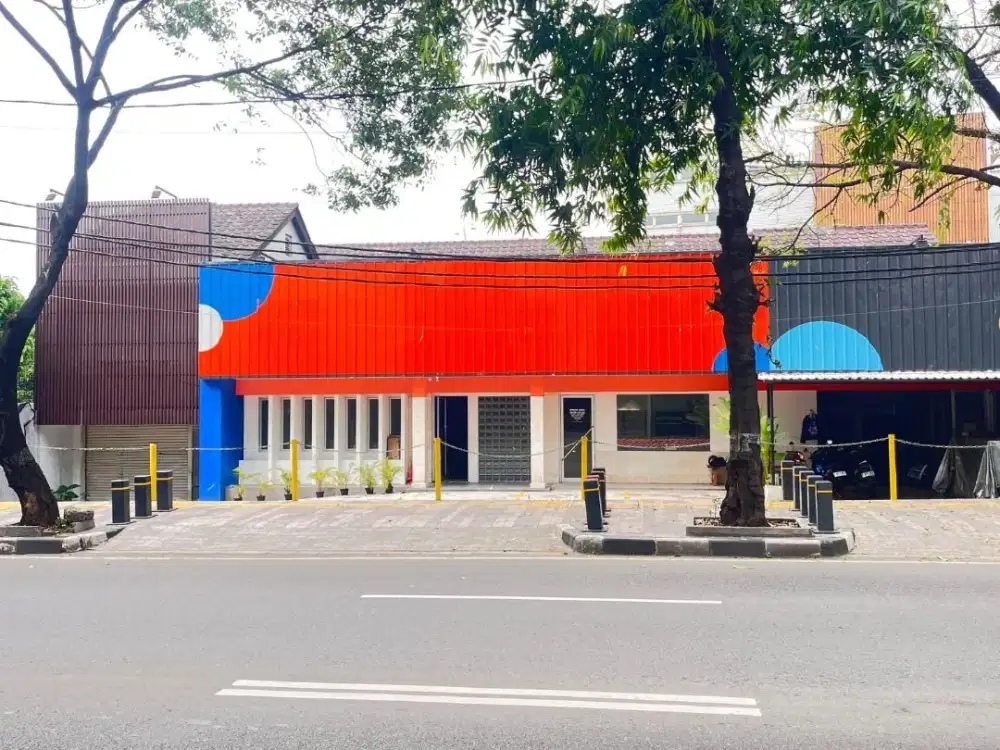 DISEWAKAN BANGUNAN KOMERSIAL STRATEGIS KEBAYORAN BARU
