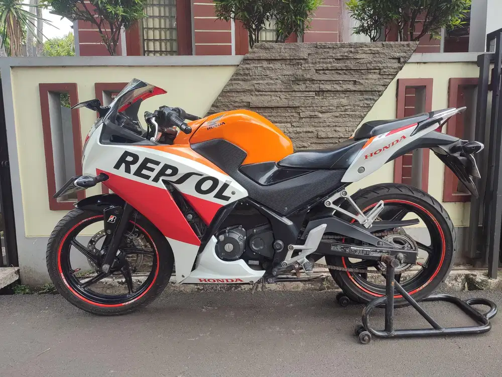 CBR K45 REPSOL TAHUN 2015 MURMER