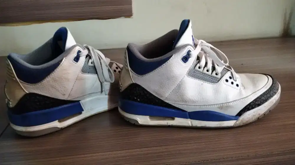 diju cepat sepatu Jordan retro 3