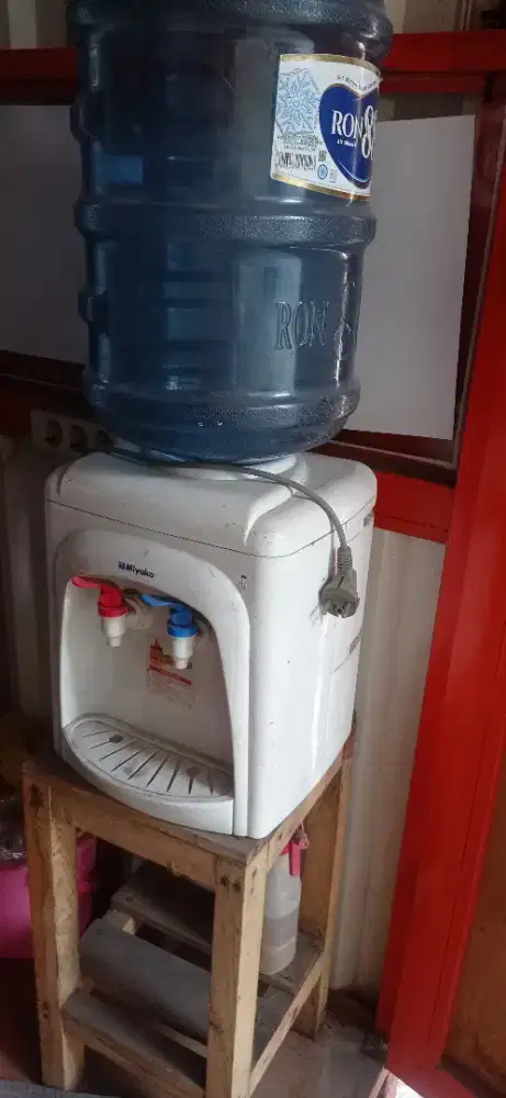 Dispenser miyako