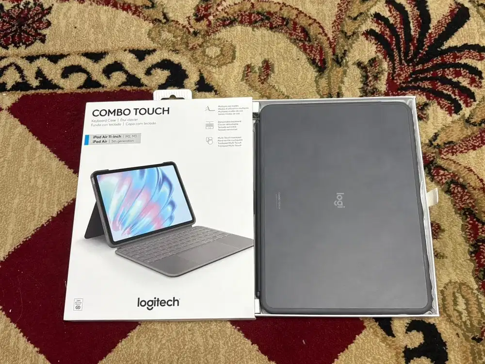 Logitech Combo Touch For iPad Air 11 inch Baru Sebulan Lengkap Bon