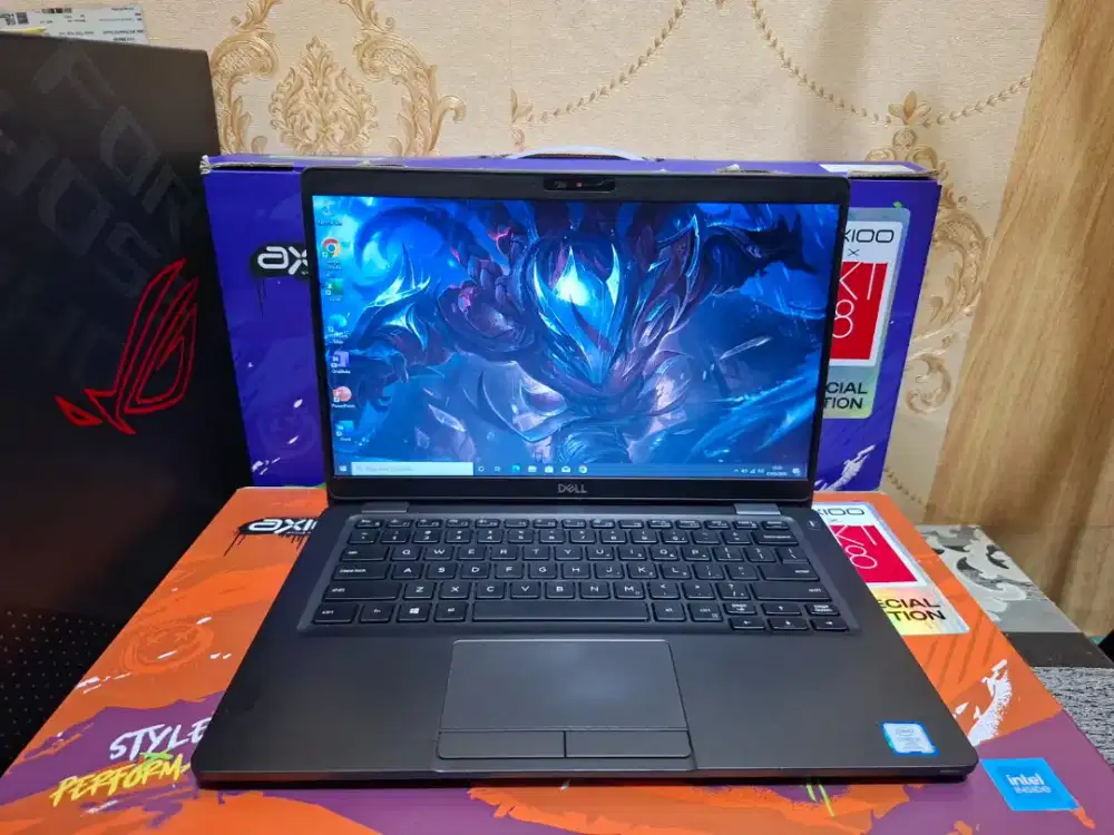 Laptop Dell Latitude 5300 •Core i5-8250U •SSD 256GB •8GB •SIAP PAKAI