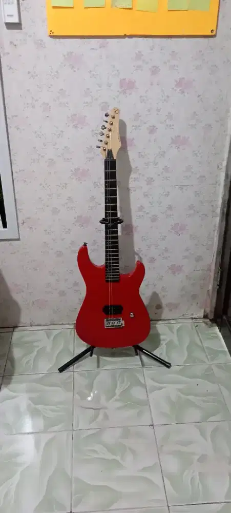 Gitar Samick SS-51, Kondisi Baik dan Normal