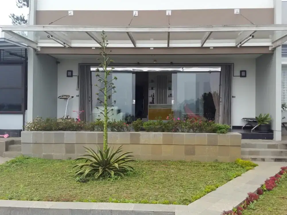 Villa Cantik Asri di Serene Hill Lembang