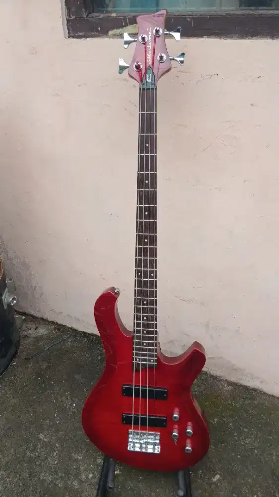 Bass Akti/Pasif 4 Strong, Merk DAME pabrikan samick