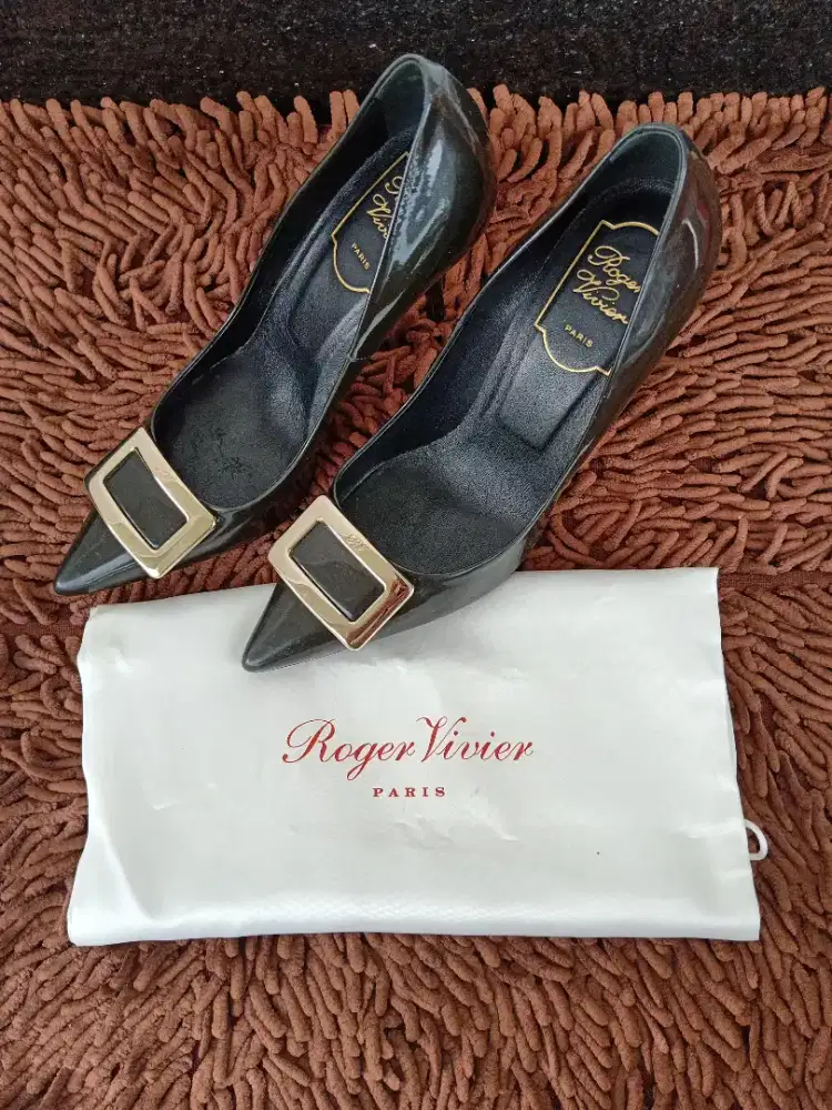 Roger Vivier black heels 9cm size 36