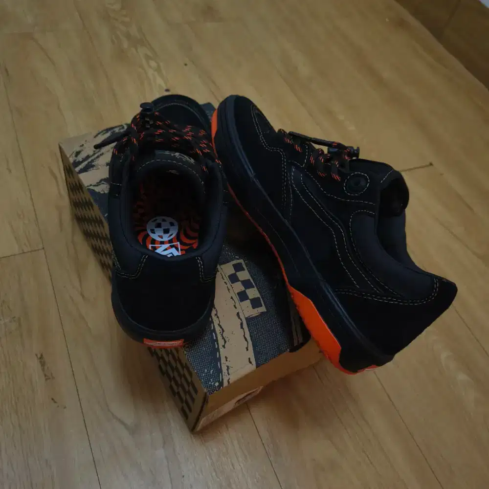 Sepatu Vans Rowan 2 Pro Spitfire Black/Flame Original Adidas Nike Puma
