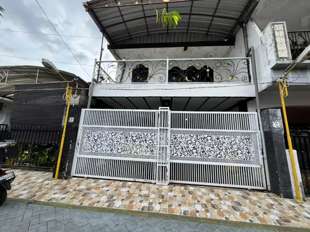 Rumah 2 lantai kota kediri