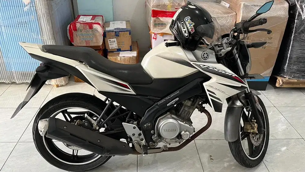 Vixion Lightning Plat AA Kab. Magelang Th 2014
