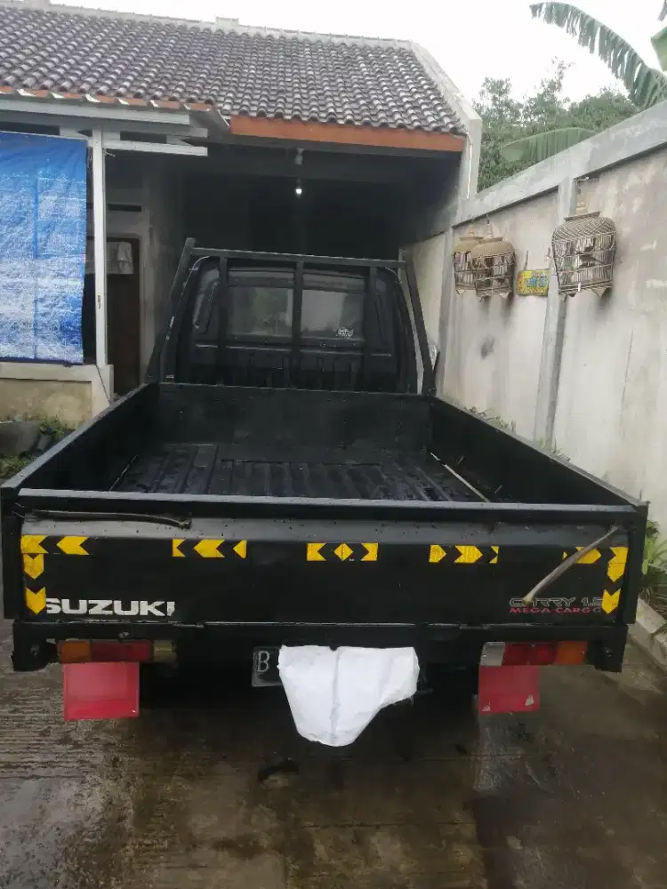 Suzuki Futura 2015 Bensin