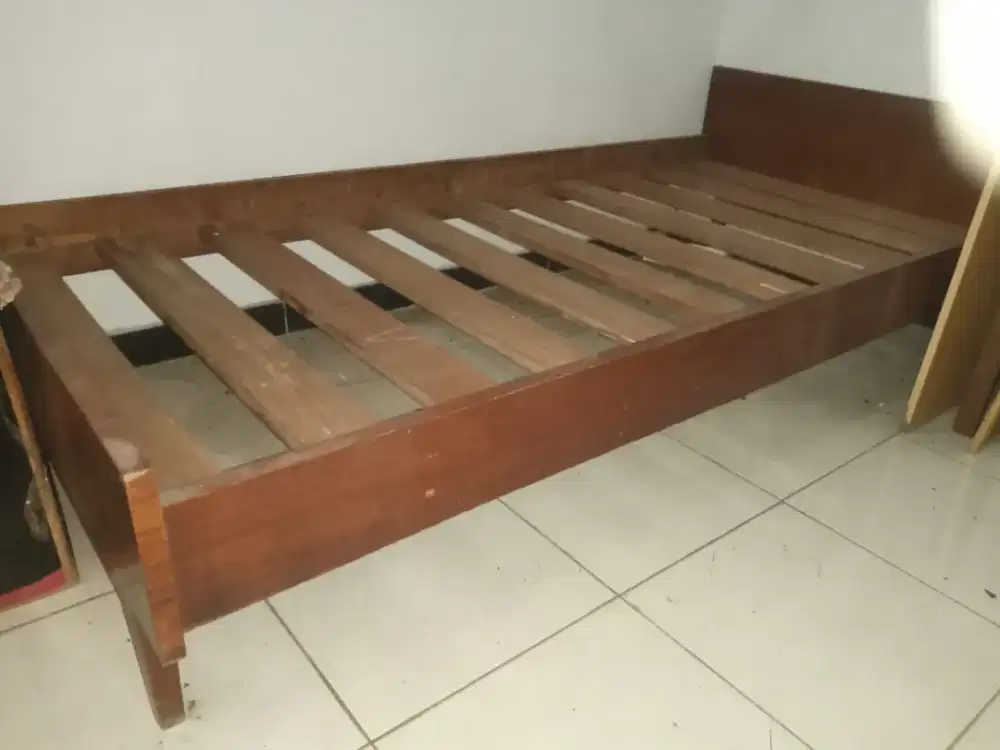JUAL DIPAN KASUR KAYU JATI ASLI
