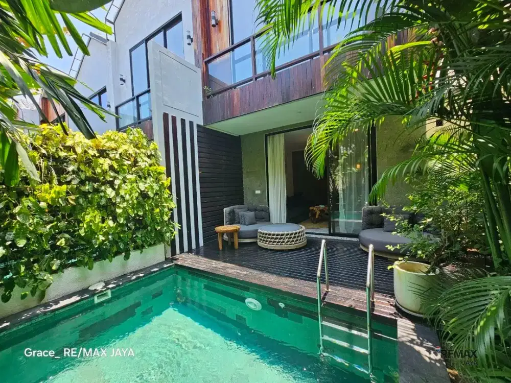 Modern Villa for Leasehold 21 Years di Berawa Canggu