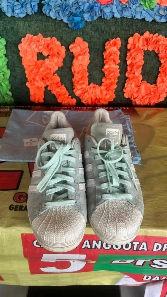 sepatu adidas superstar